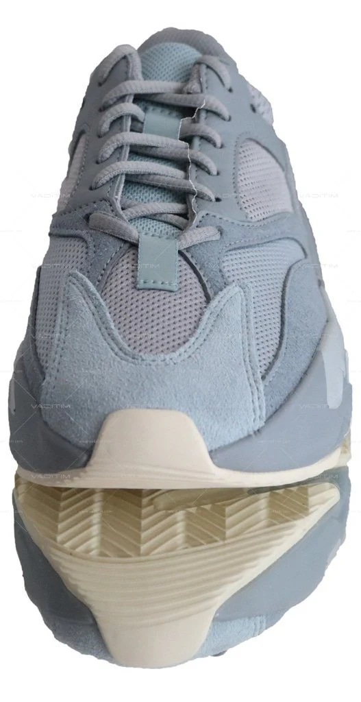Yeezy Boost 700 Inertia