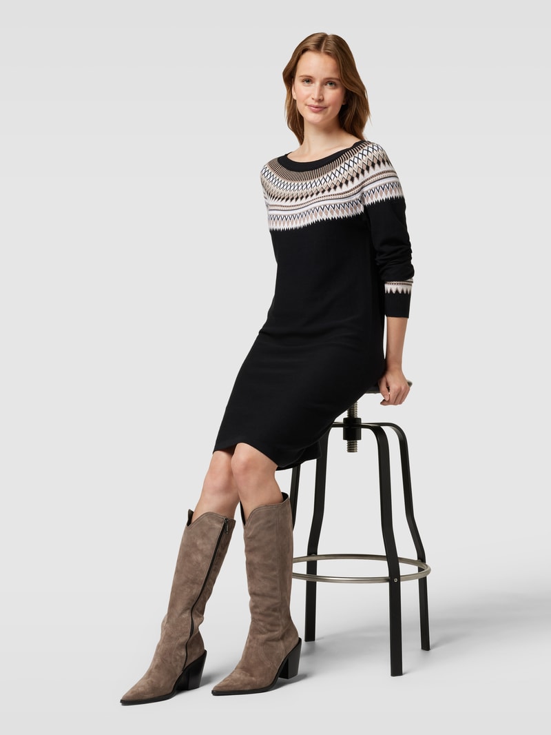 Knielanges Strickkleid mit Zickzack-Muster in schwarz