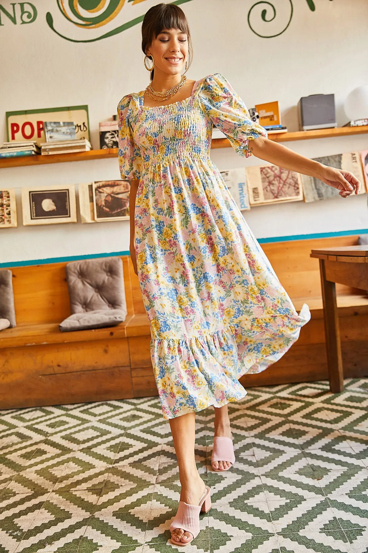 Olalook  Gelbblaues Gimped-Freizeitkleid aus gewebter Viskose für Damen ELB-19001483