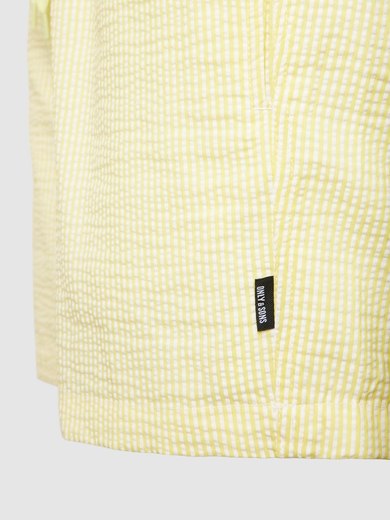 Badehose mit Streifenmuster Modell 'TED' in hellgelb