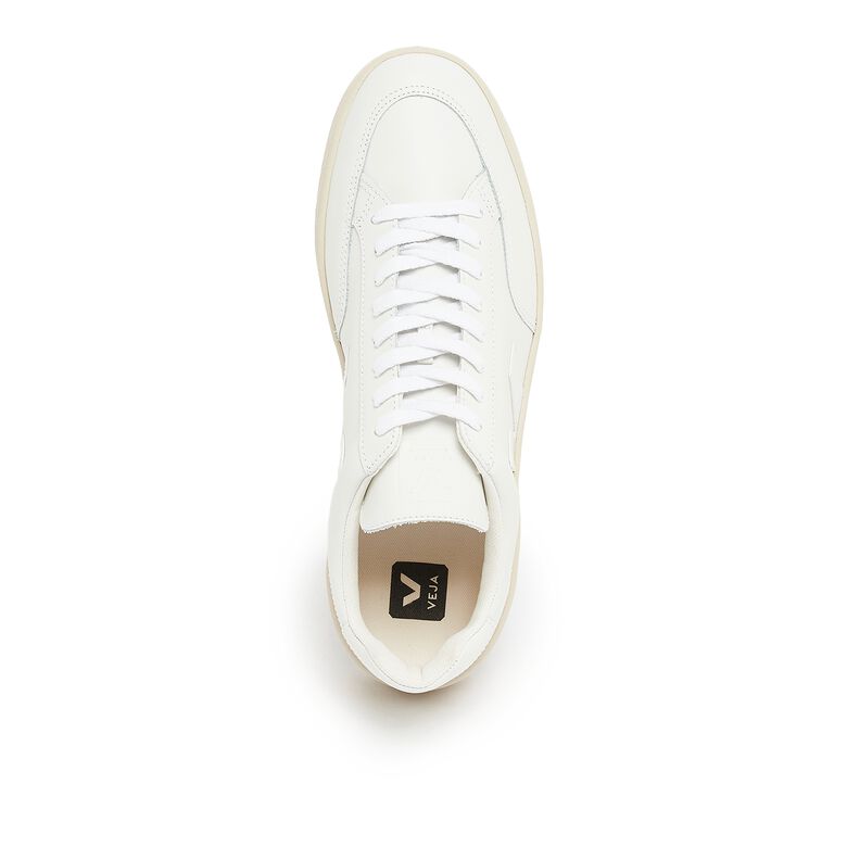 Veja V-12 extra white