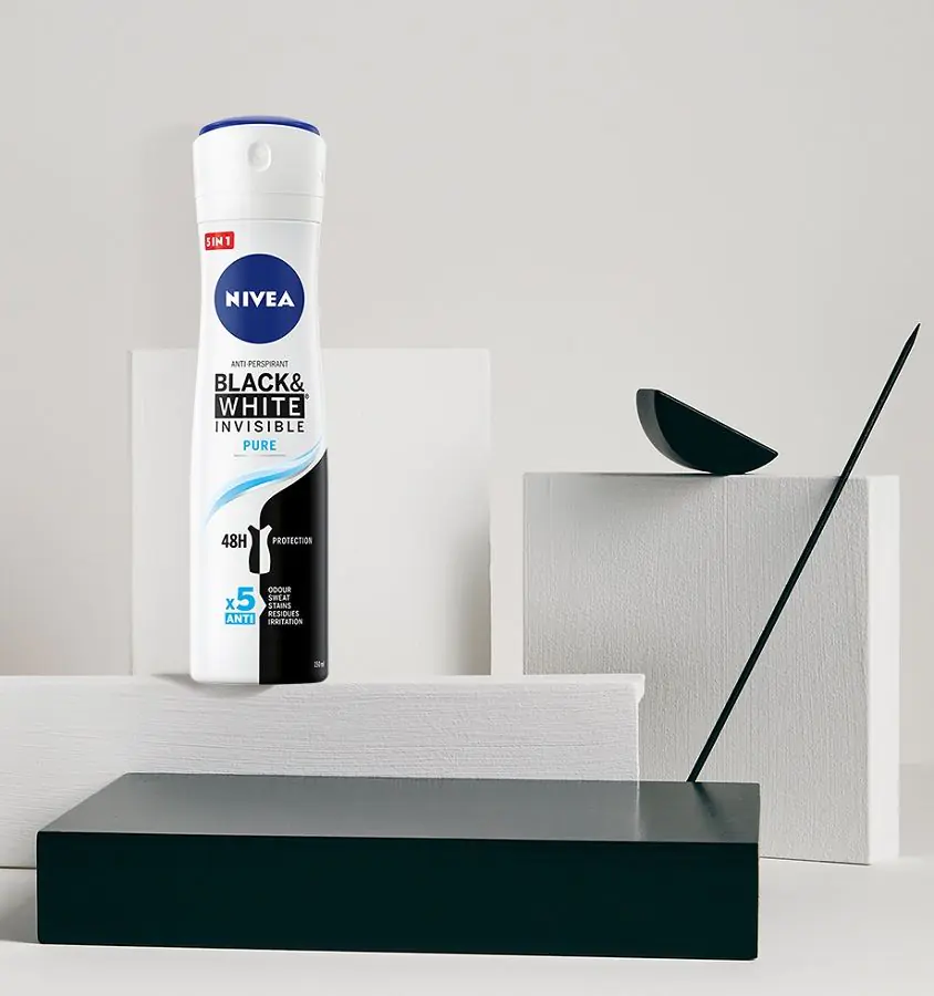 Nivea dezodorans u spreju Invisible Pure