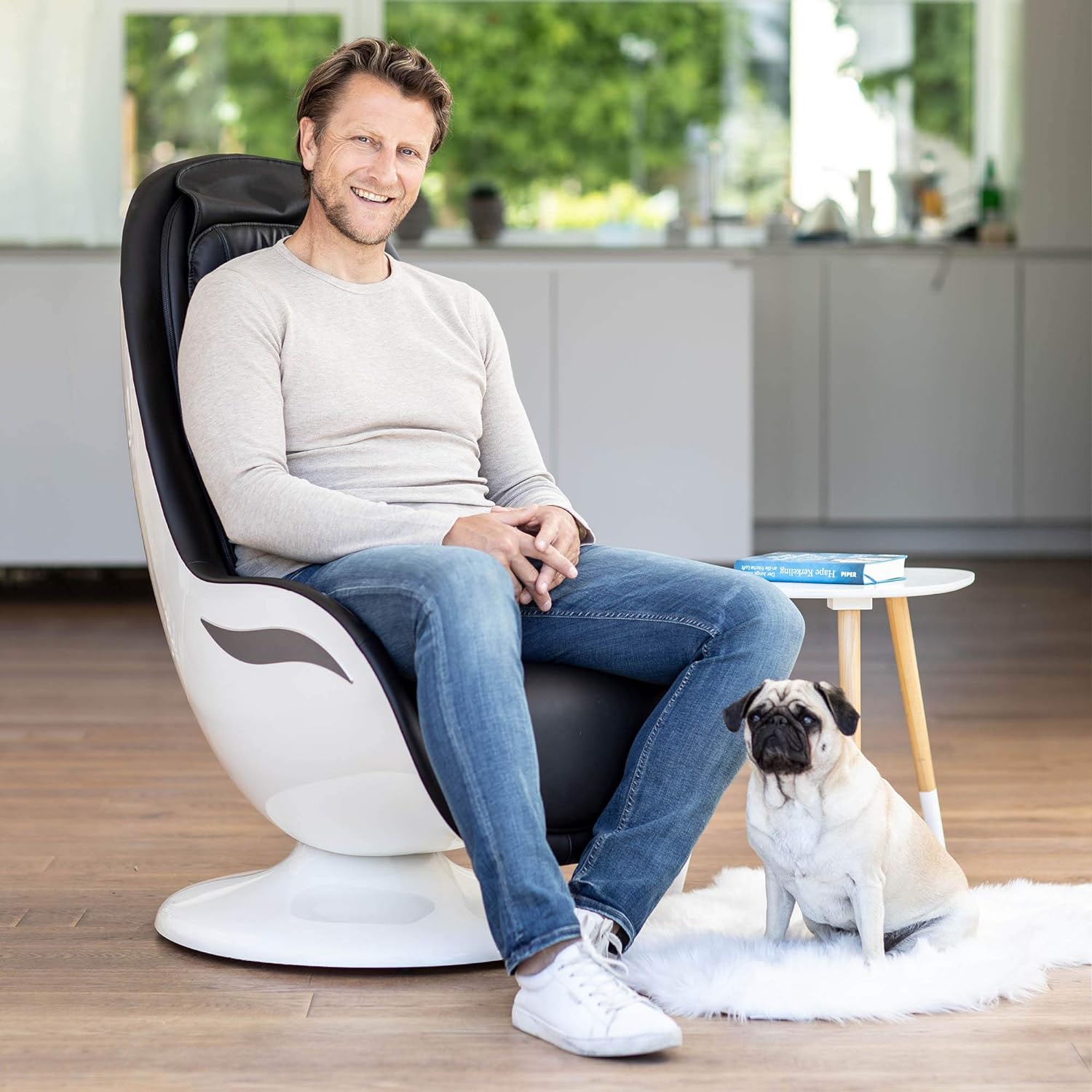 medisana RS 650 Lounge Chair, sillón de masaje con 6 tipos de masaje diferentes y masaje cervical, masaje sueco con 3 niveles de intensidad y conexión de carga USB