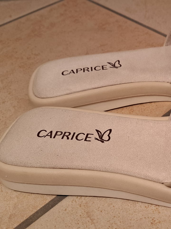 Caprice Leder-Pantoletten in Beige günstig kaufen 41