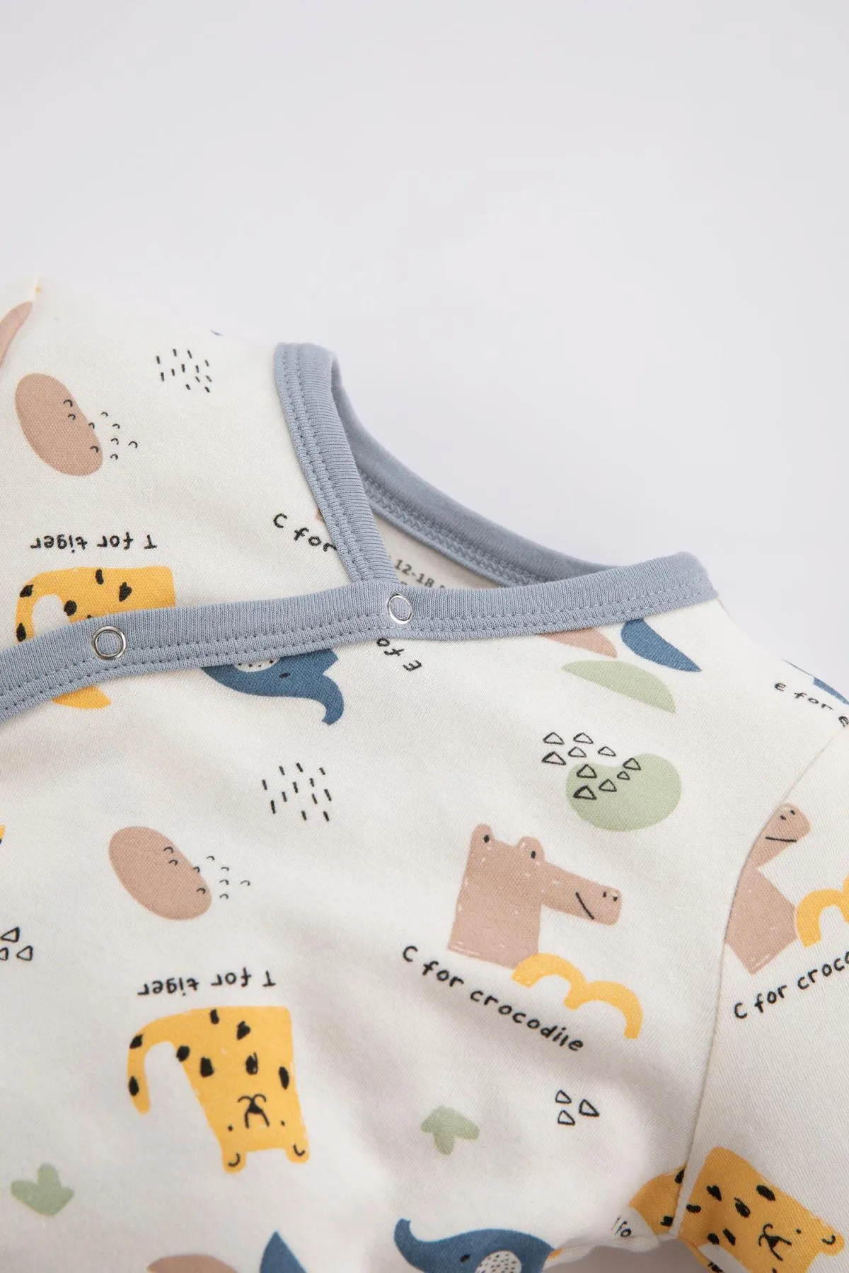 DeFacto  Langärmliger Overall mit Safari-Aufdruck für Neugeborene für Babys