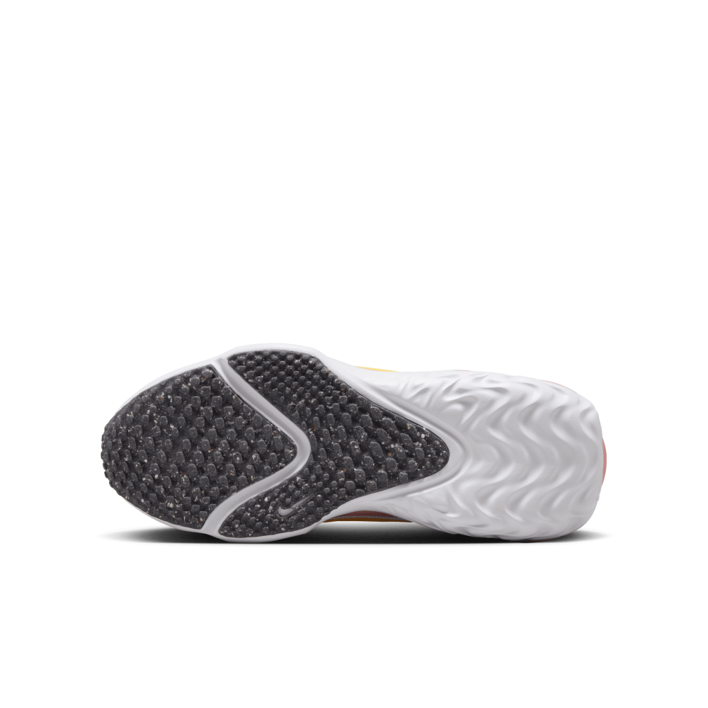 Nike Run Flow DR0472-100 / weiss