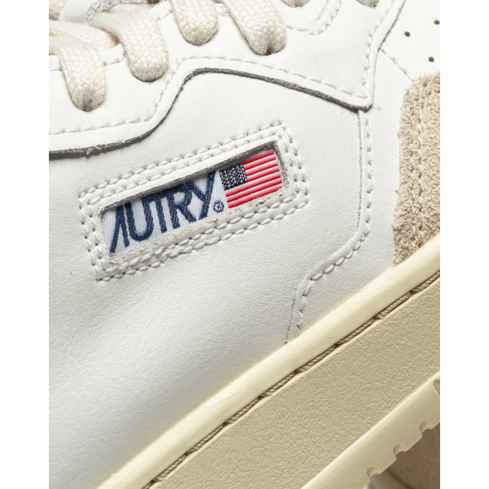 Autry Medalist Low AULWLS37 / weiss
