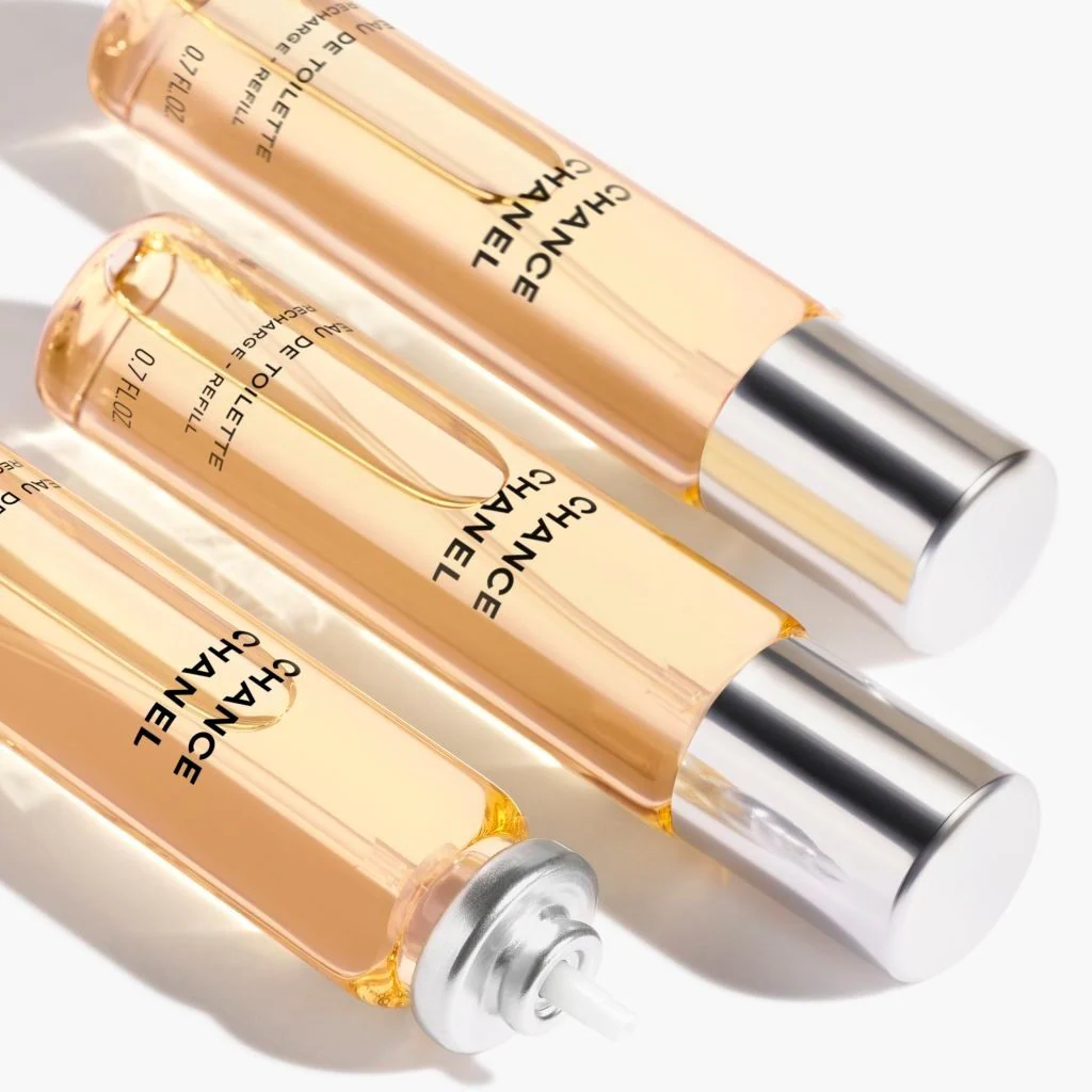 CHANEL TWIST AND SPRAY