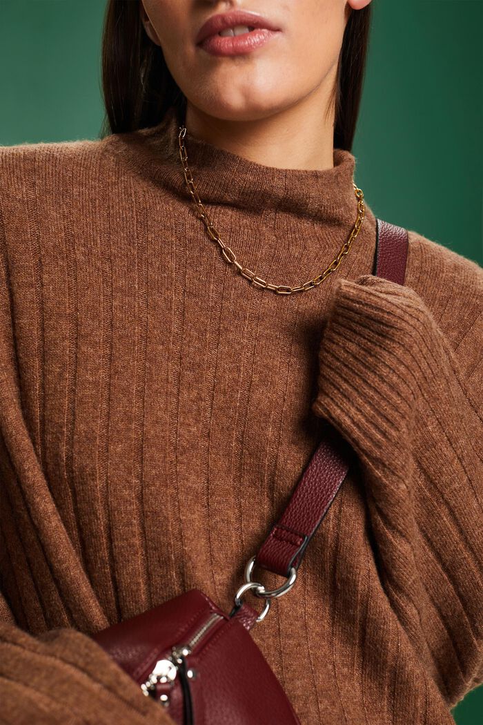 Gerippter Flachstrickpullover