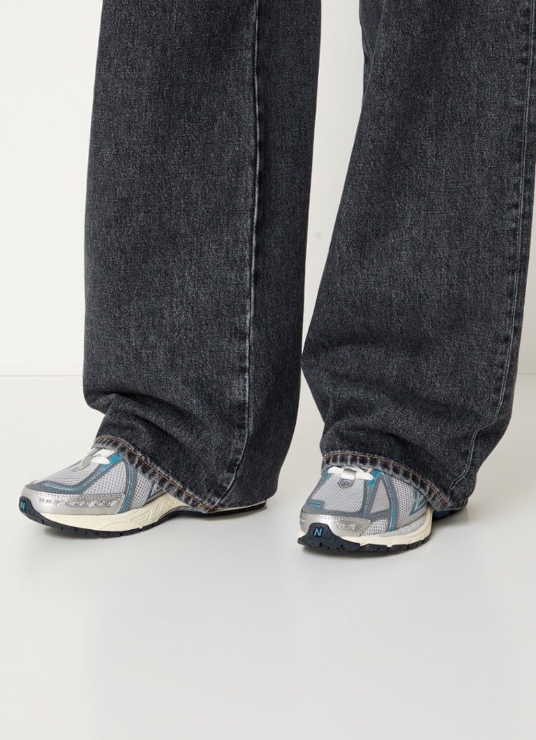 New Balance 1906 -lenkkarit verkkomaisilla yksityiskohdilla