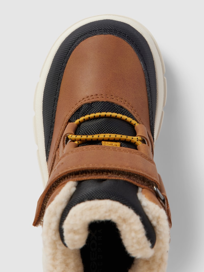 Stiefel mit Klettverschluss Modell 'WILLABOOM' in camel