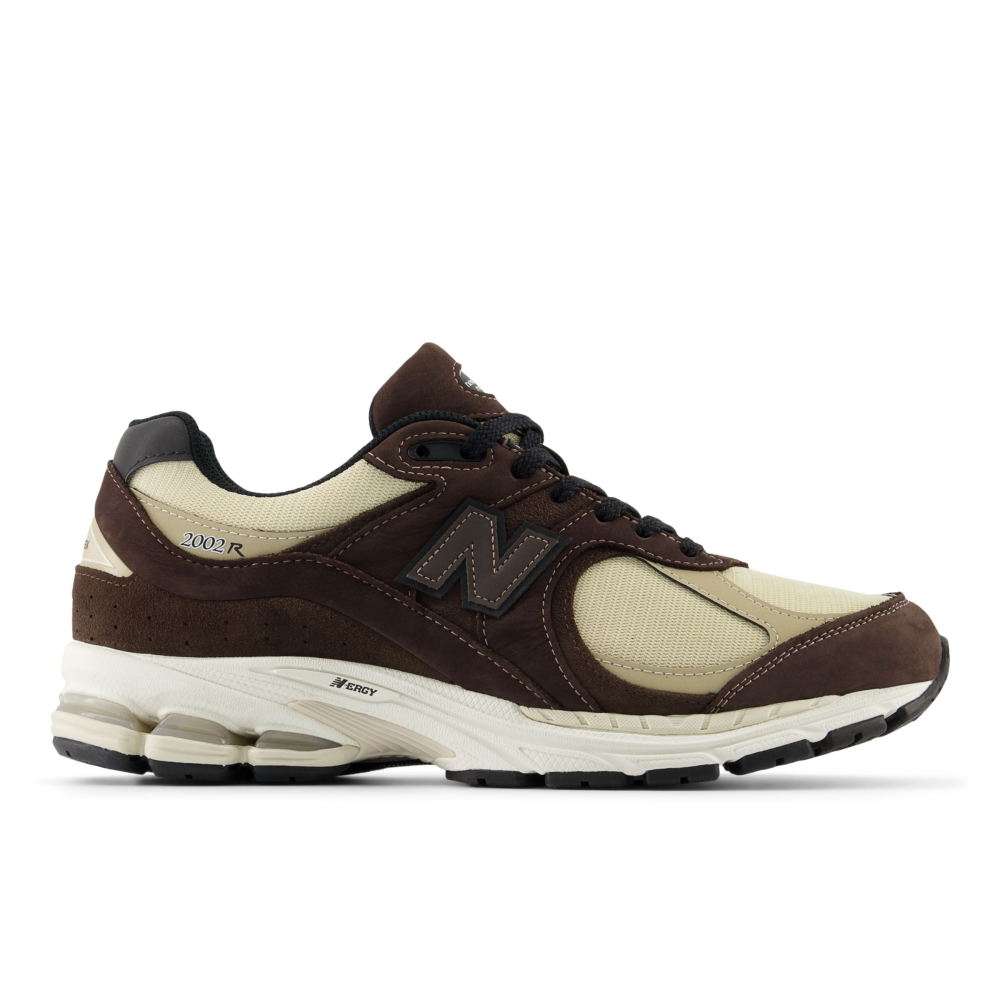 New Balance 2002R GORE TEX M2002RXQ / braun