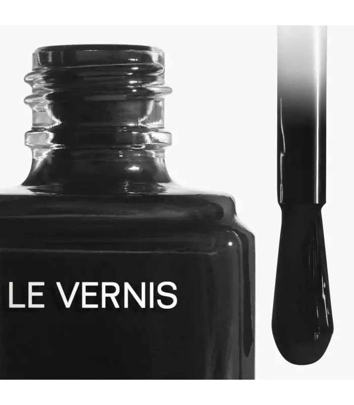 LE VERNIS Couleur Et Brillance Longue Tenue