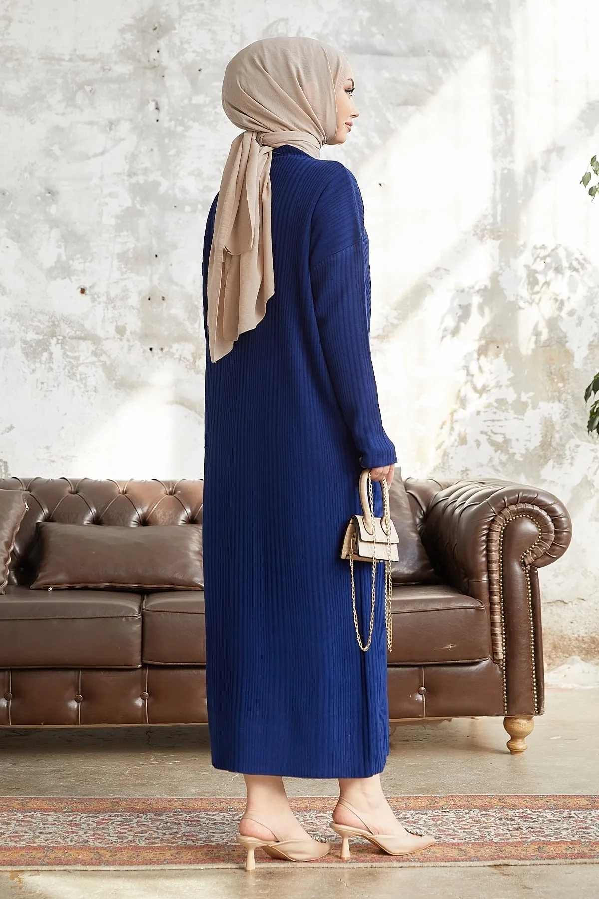 InStyle  Arissa Rollkragenpullover, langes Strickkleid – Dunkelblau