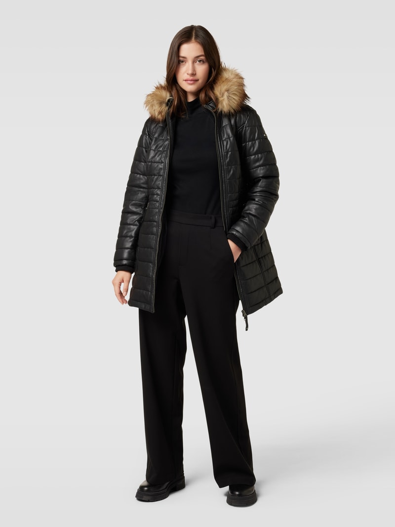 Steppjacke aus Leder in schwarz
