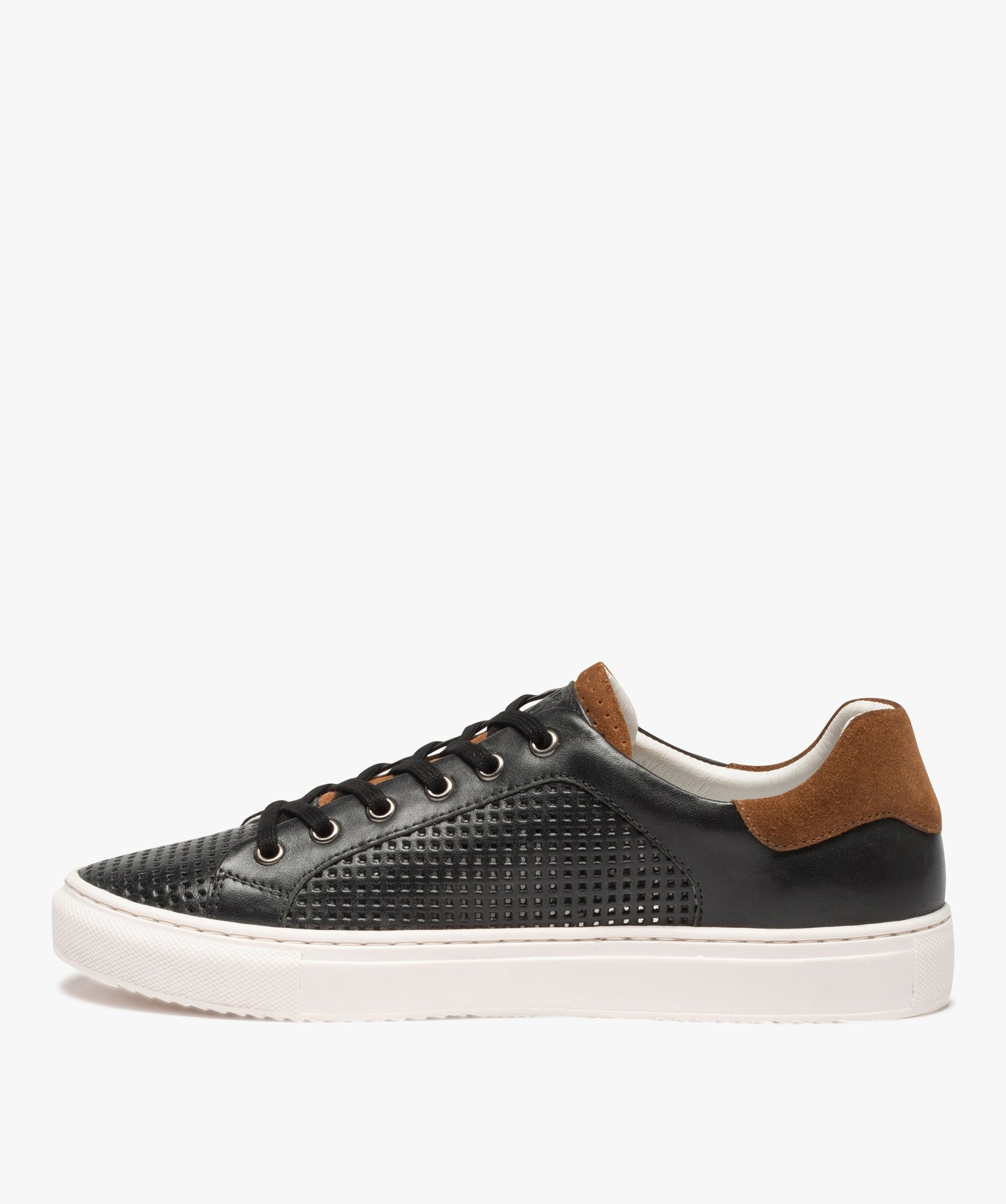 Baskets homme dessus cuir souple et aéré – Tanéo noir | GEMO