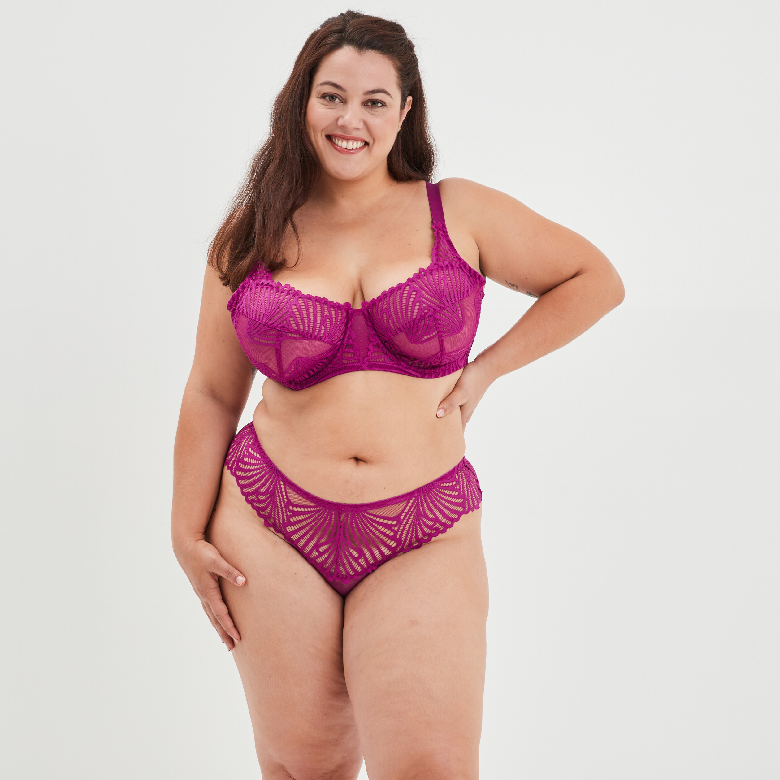 Tanga en dentelle Ingrid violet femme grande taille | La Halle
