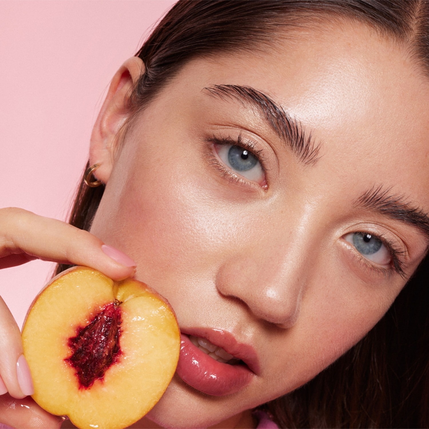 ¡Uno, dos y gratis! Aceite labial Shine Bright