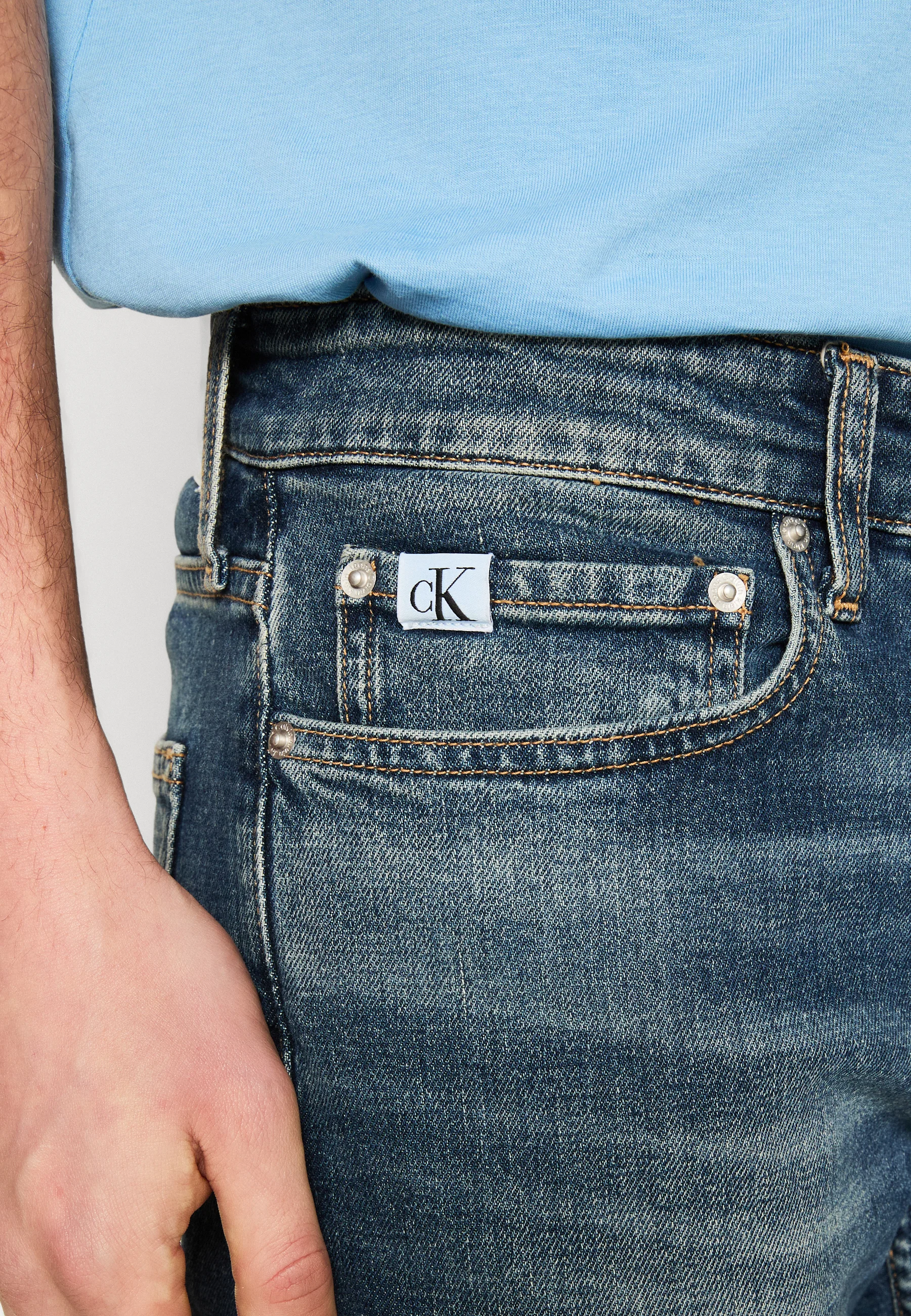 Vaqueros ajustados de Calvin Klein Jeans