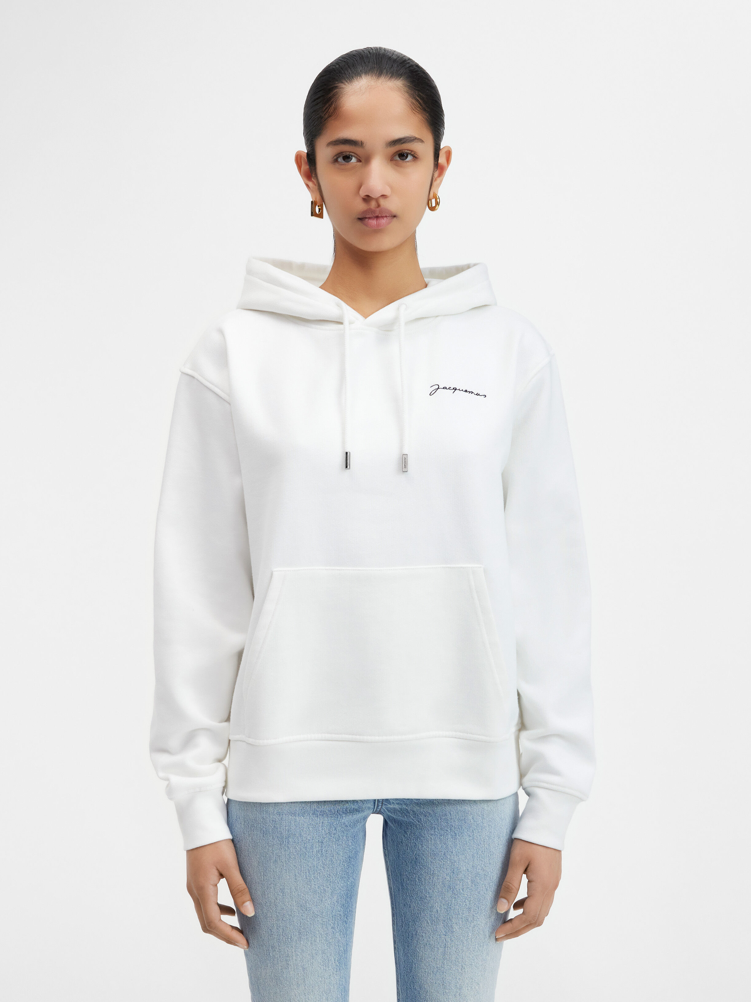 Le sweatshirt brodé