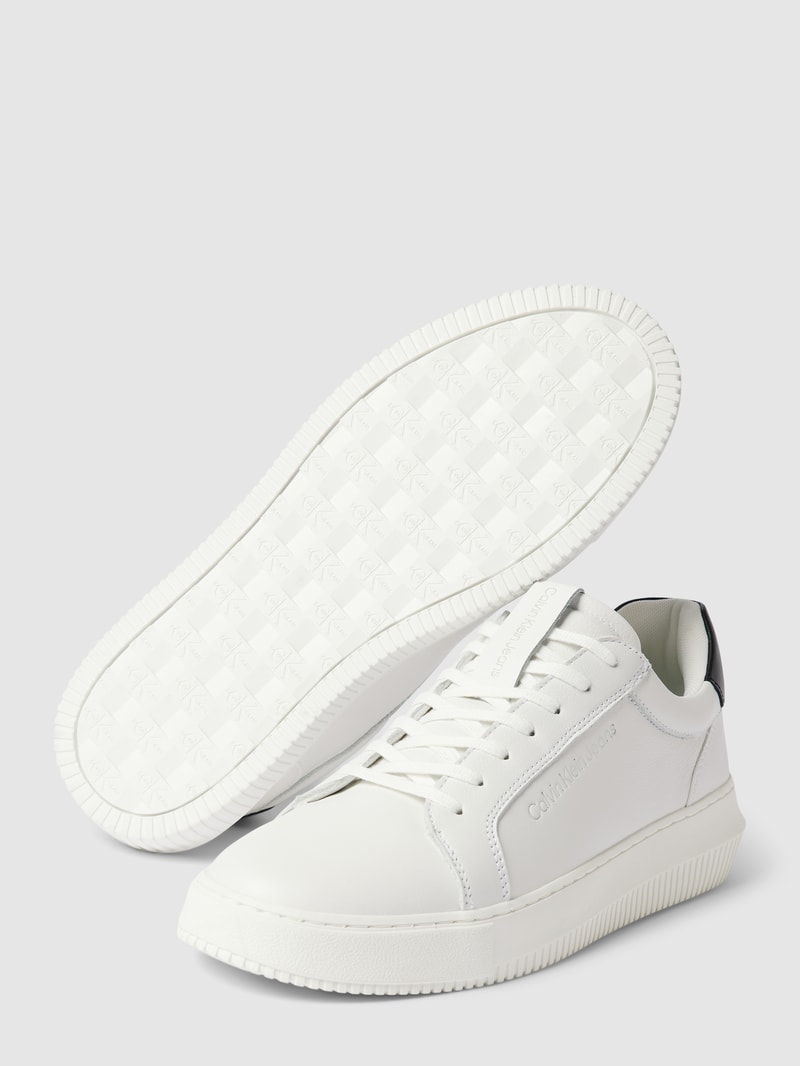 Sneaker mit Label-Details Modell 'Chunky' in weiß