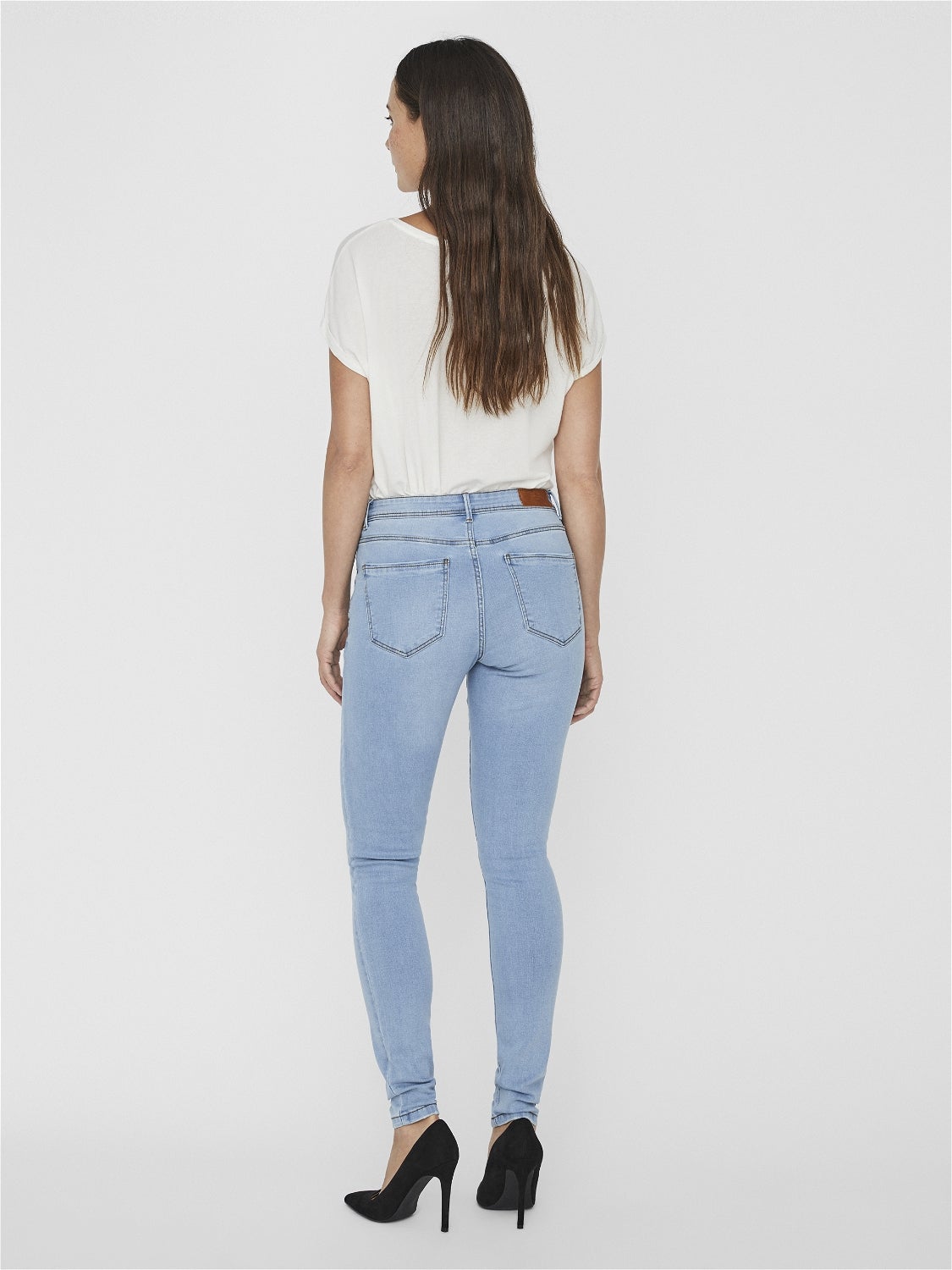VMTANYA Mid Rise Skinny Fit Jeans