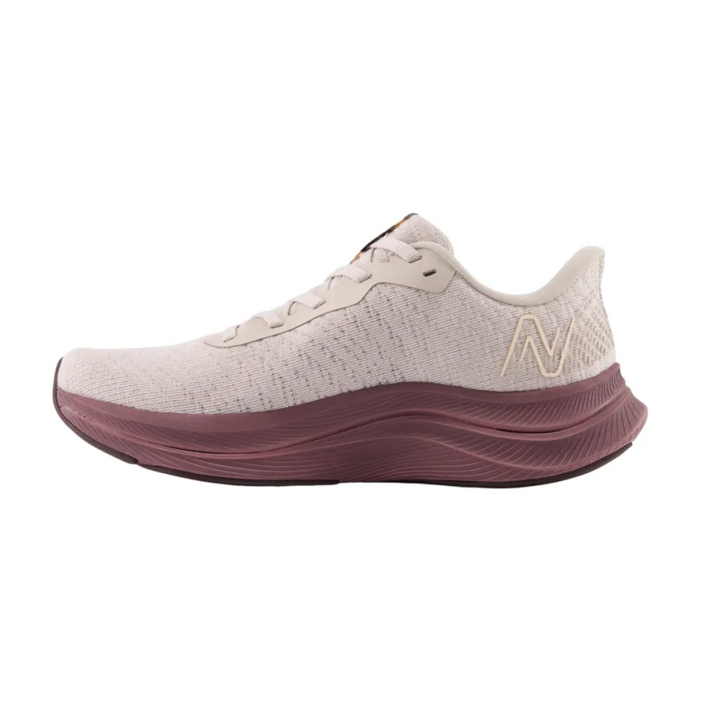 New Balance FuelCell Propel v4 WFCPRCH4 / grau