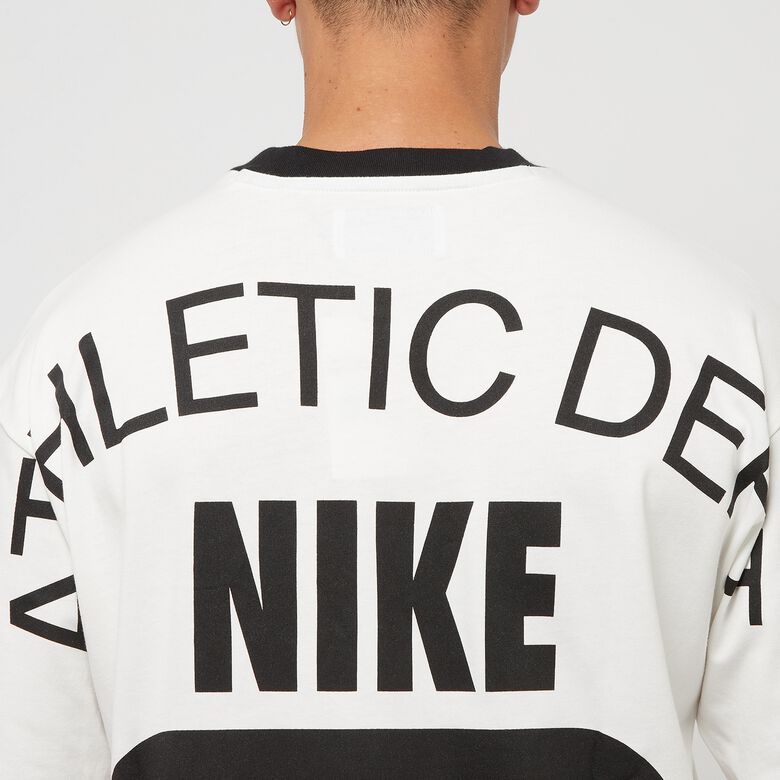 NIKE NRG Massive Dept Tee weiß