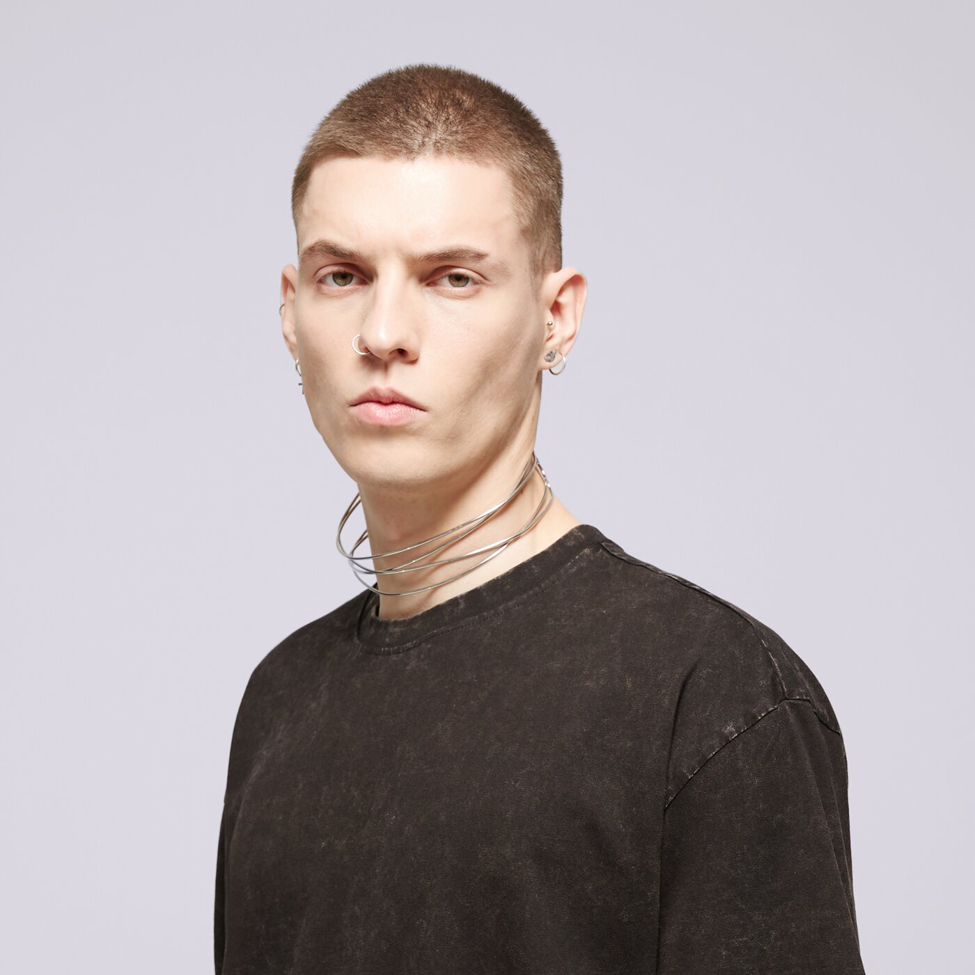 CONFRONT T-SHIRT CONFRONT Schwarz