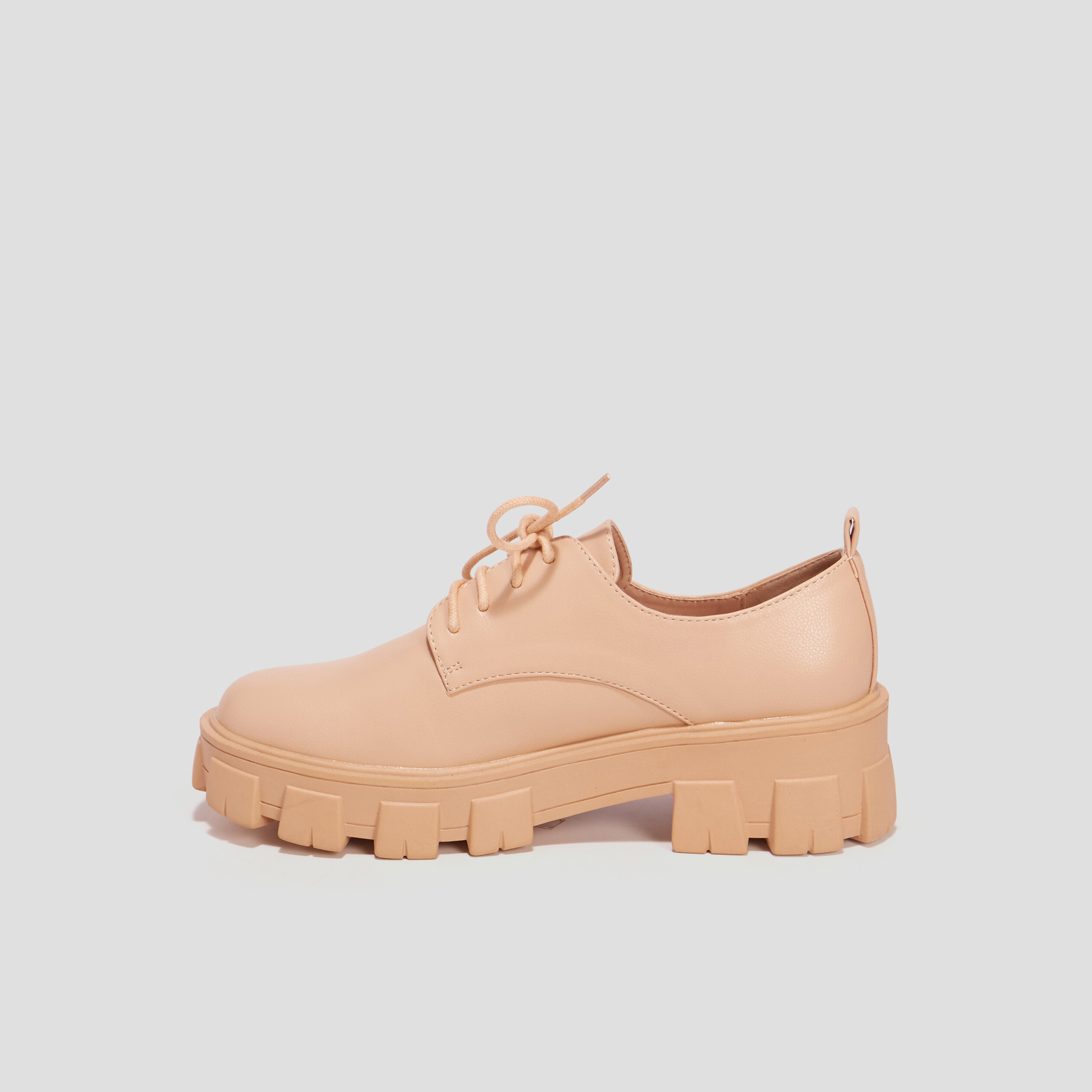 Derbies à lacets Liberto sable femme | La Halle
