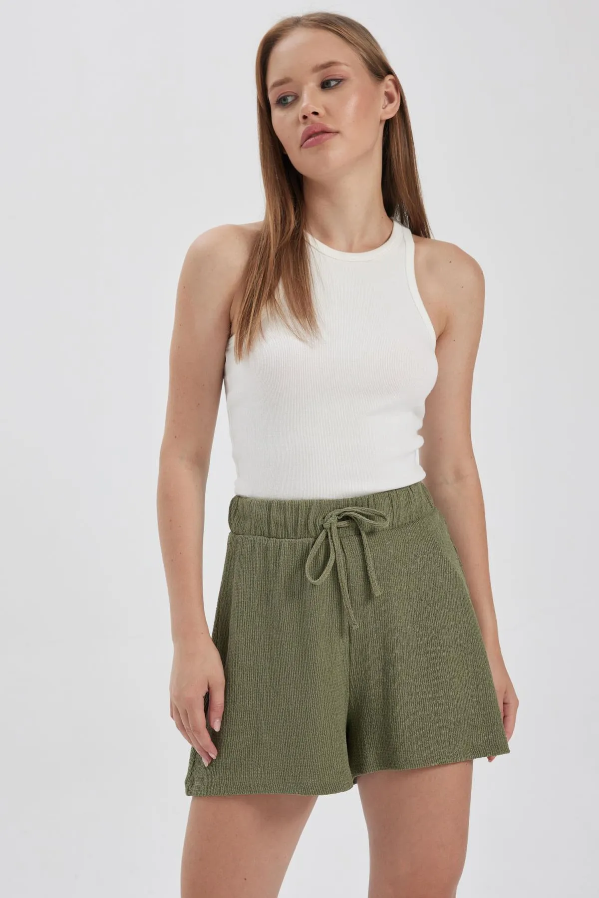 DeFacto  Coool Loose Fit Wickelshorts A6223ax23sm