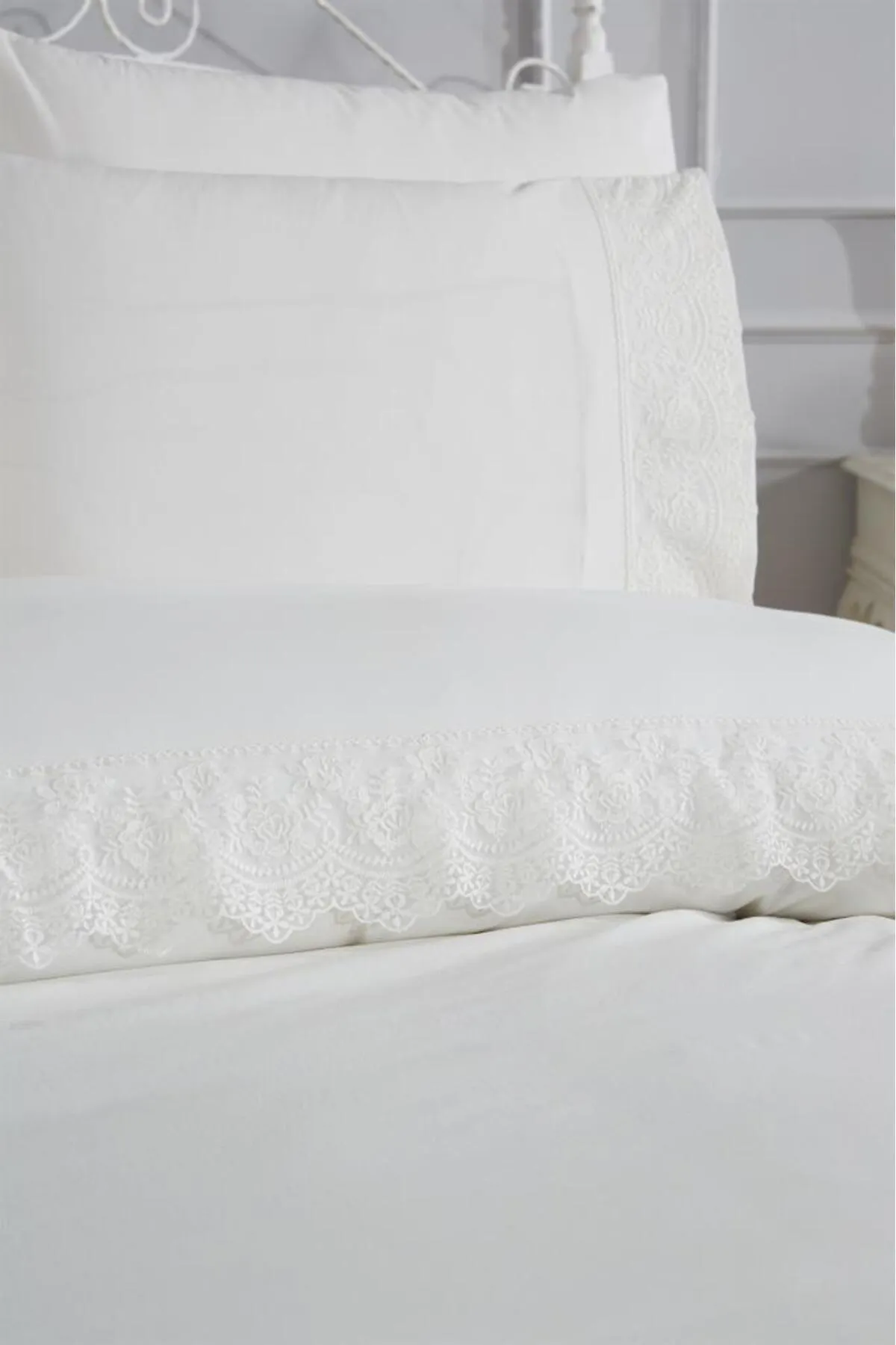 Çeyiz Diyarı  Bettwäscheset Kuris mit französischer Spitze, Creme