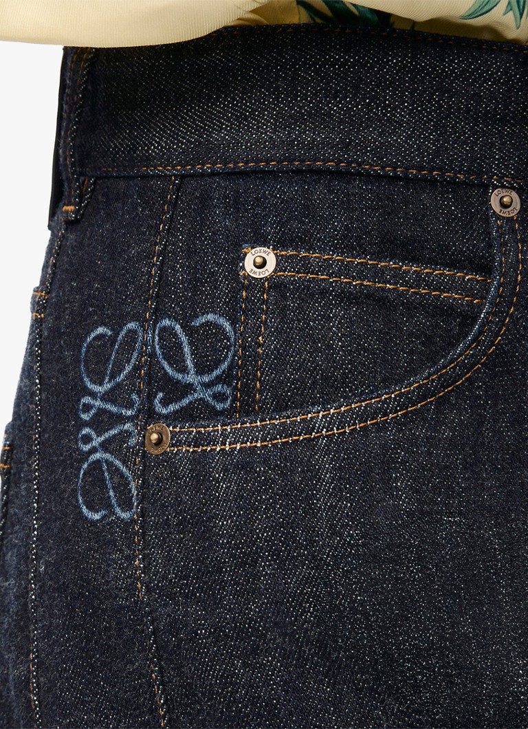 LOEWE Közepes derekú, laza szabású farmer sötét mosással