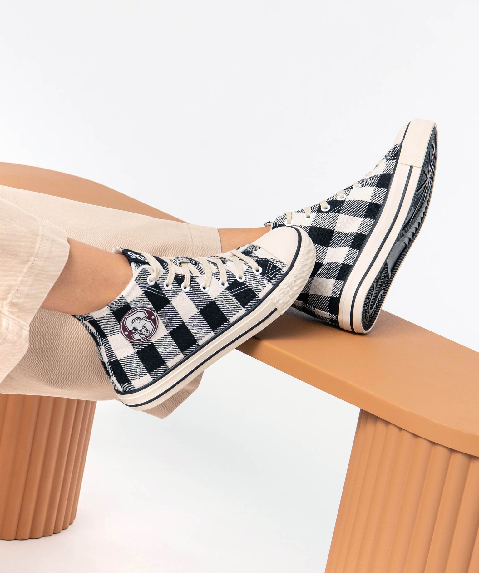 Baskets femme montantes en toile avec motif à carreaux - Sn... noir | GEMO
