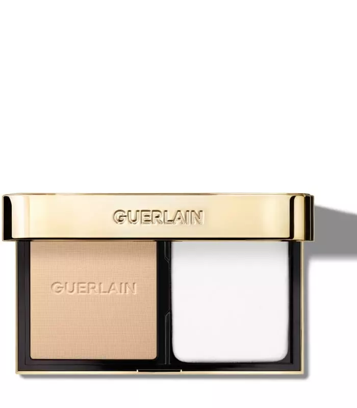 PARURE GOLD SKIN CONTROL FOND DE TEINT COMPACT HAUTE PERFECTION & MATITÉ Effet rajeunissant - tenue 24h - sans transfert