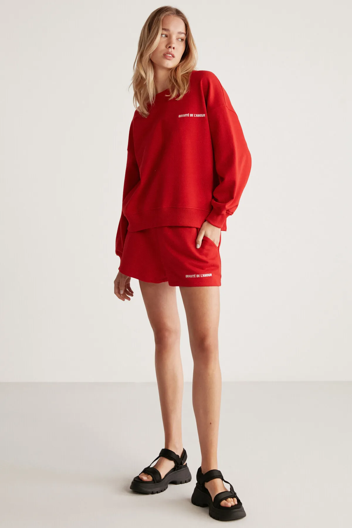 GRIMELANGE  Carrol bestickte rote Damenshorts mit elastischem Bund