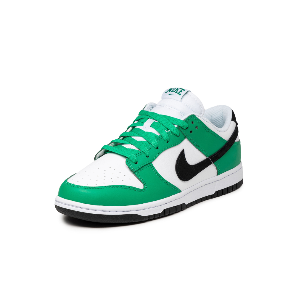 Nike Dunk Low FN3612-300 / grün