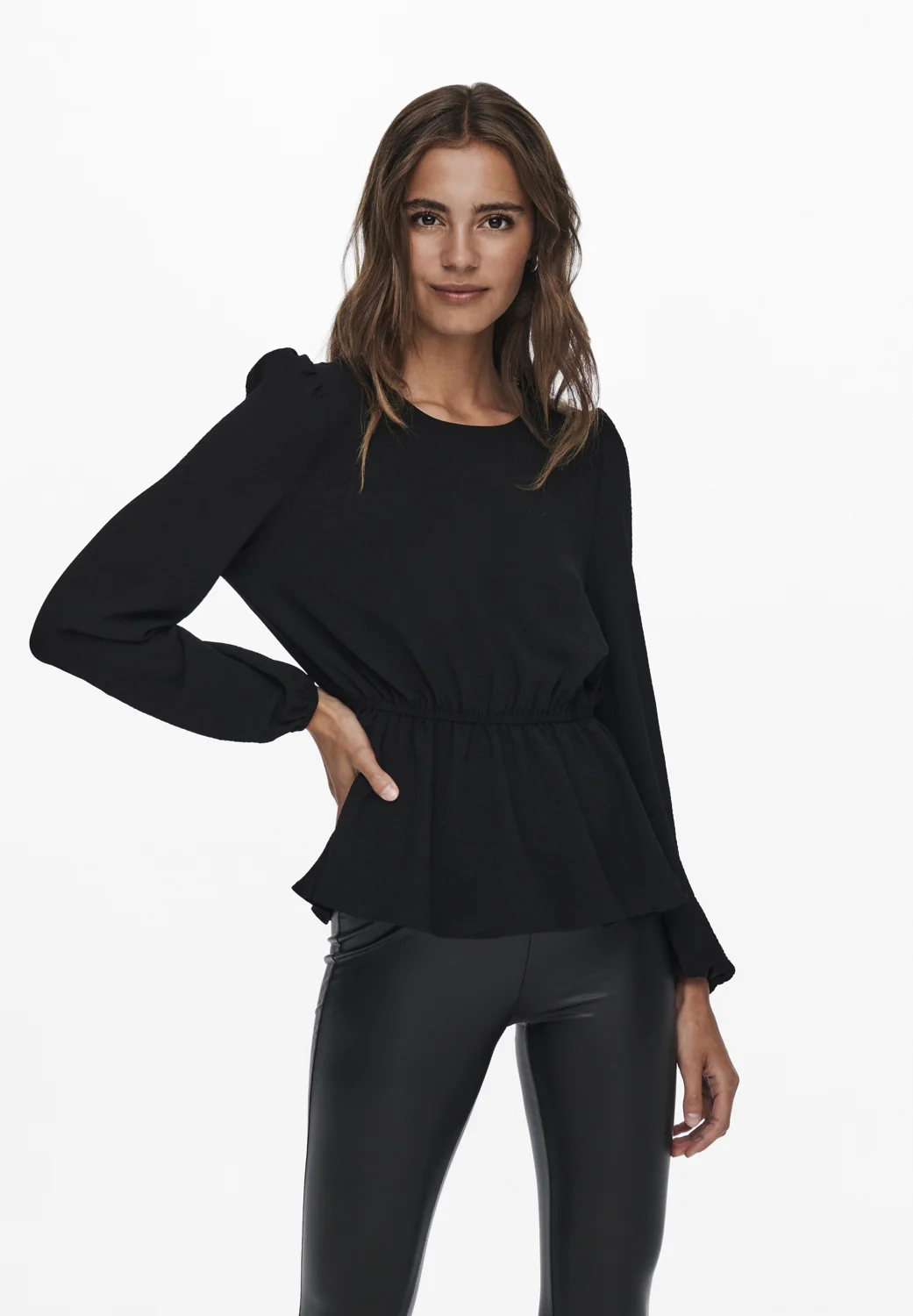 SOLO ONLMETTE CUELLO O - Blusa