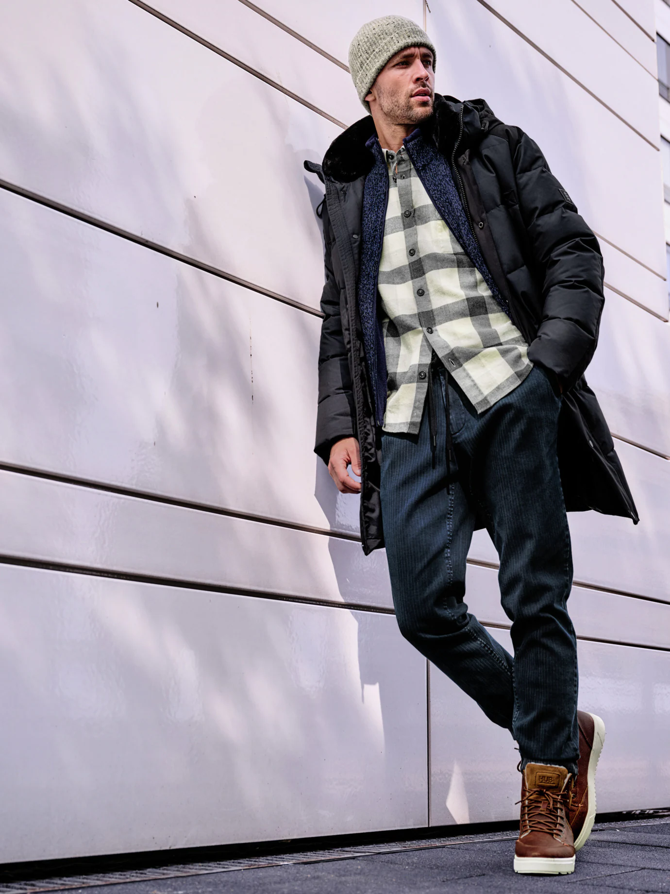 Extraausgabe-Chino