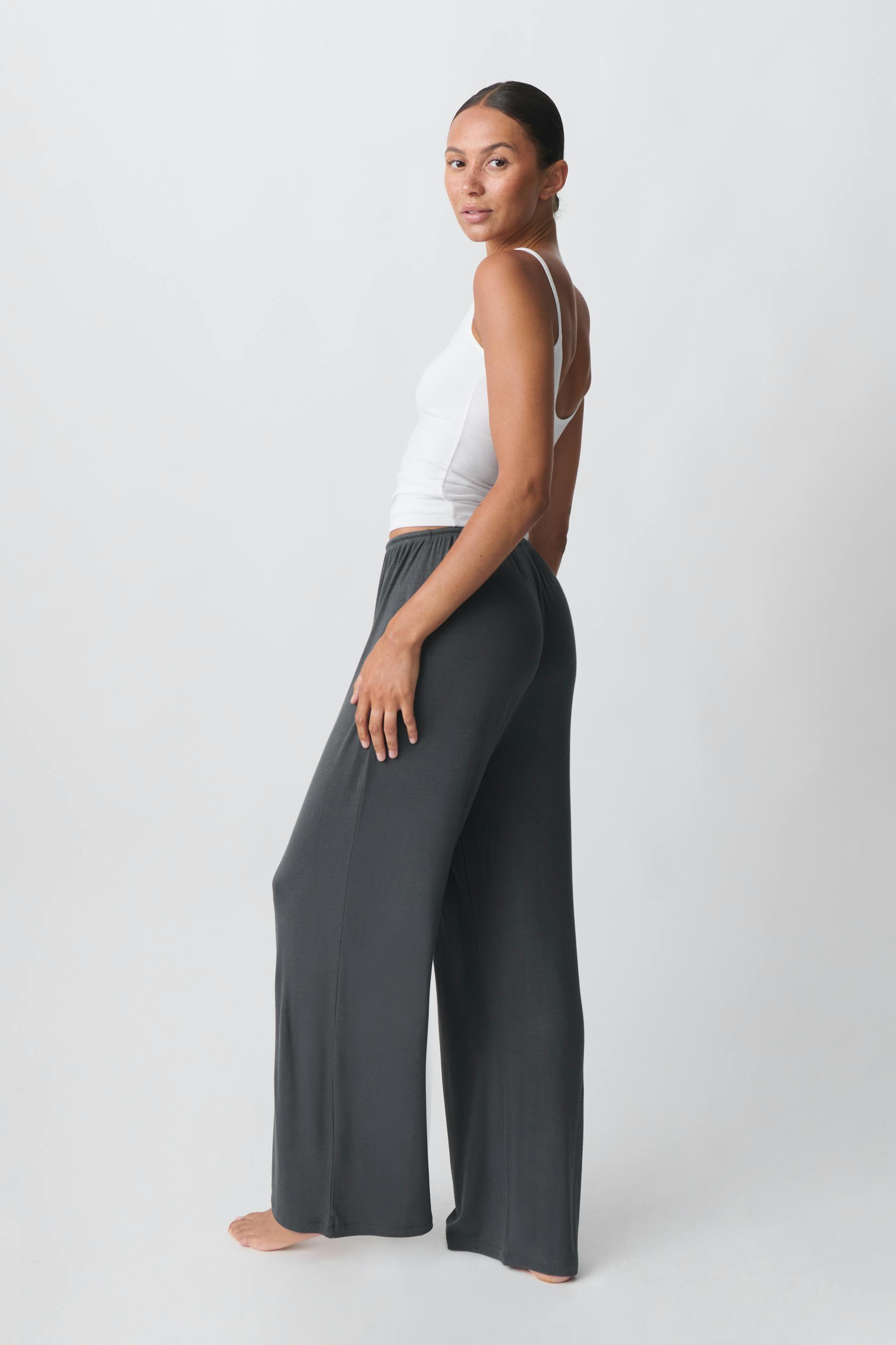Drawstring wide trousers