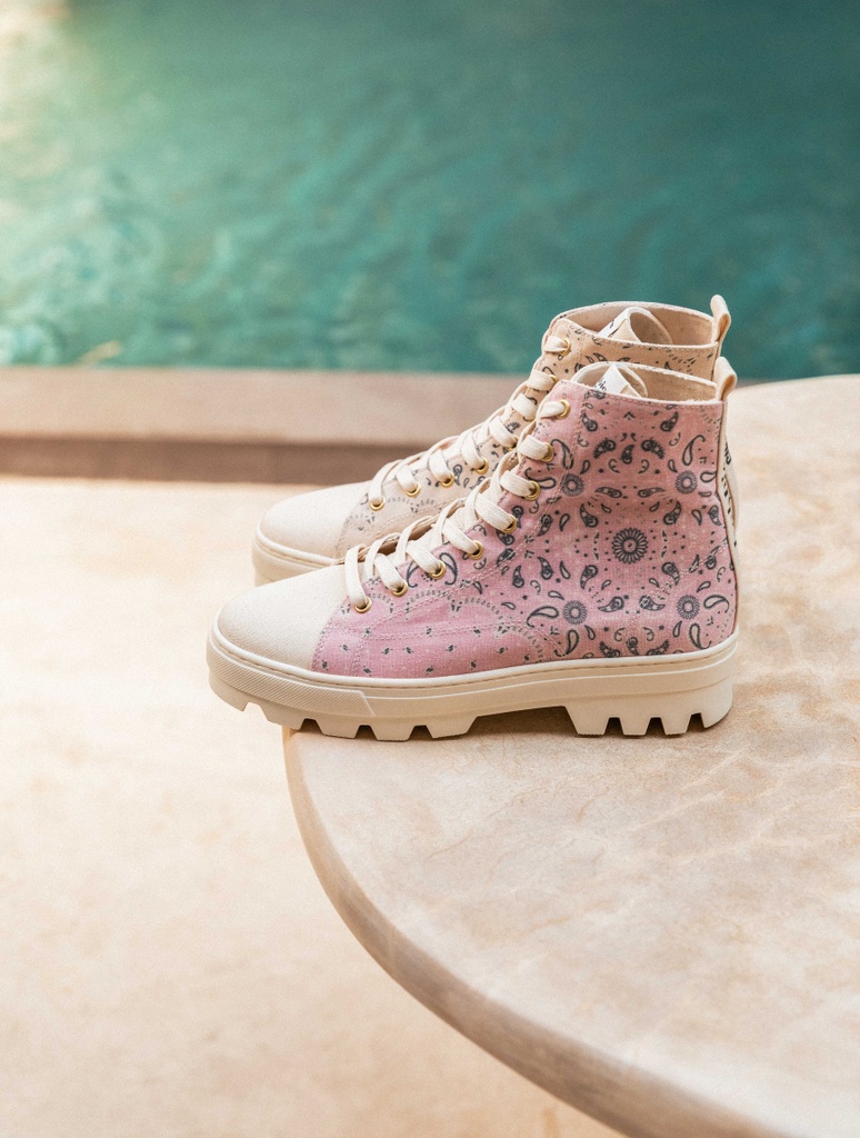 Irvine - California Pink & Cream