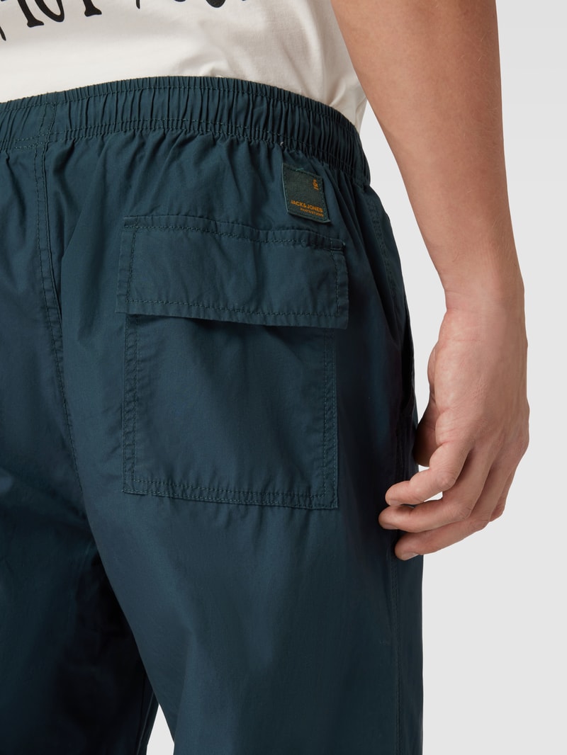 Hose mit Eingrifftaschen Modell 'PARACHUTE' in dunkelgrün
