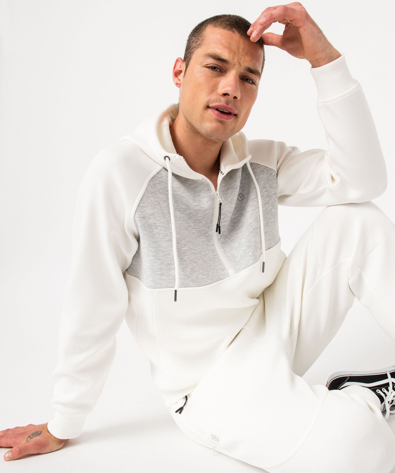 Sweat à capuche et col zippé bicolore homme blanc | GEMO