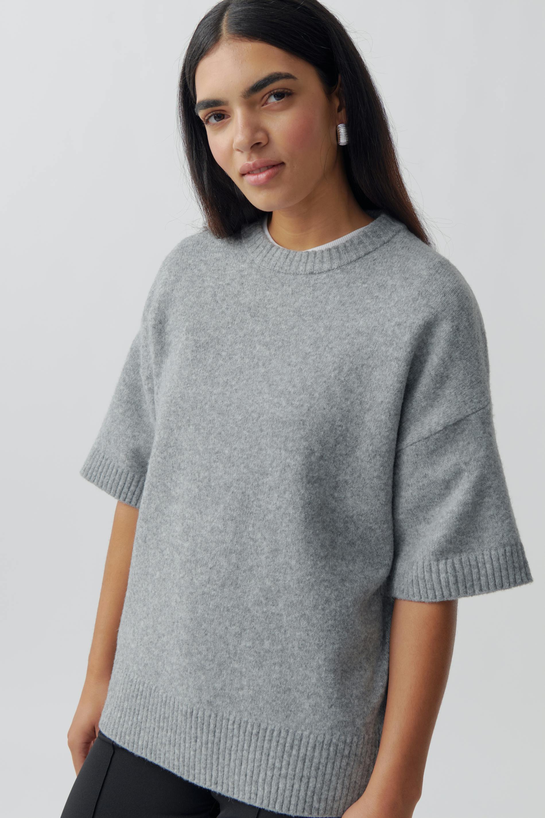 Oversized knitted tee