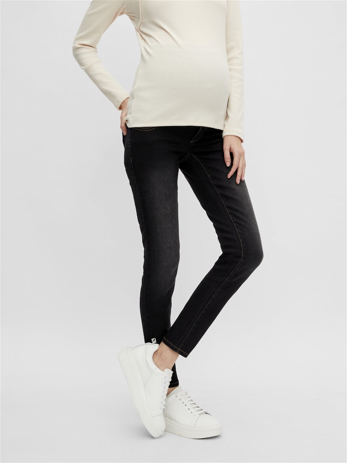 Umstands-jeans