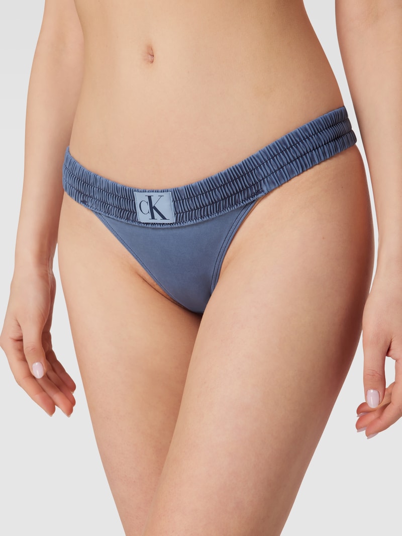 Bikini-Hose mit Label-Patch in hellblau