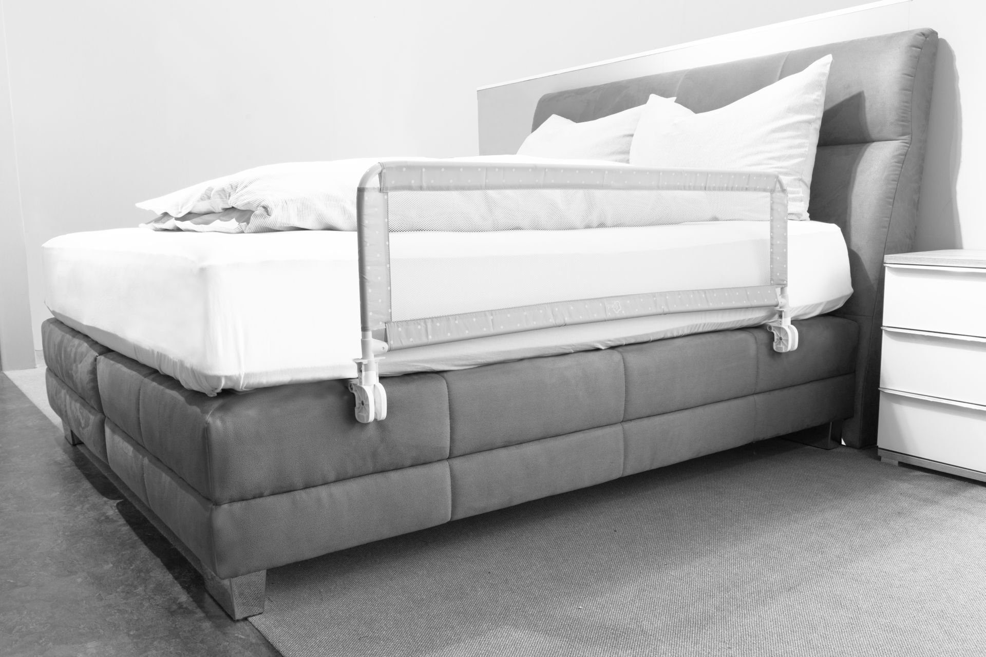 Fillikid Treppenschutzgitter Fillikid Bettgitter Exclusiv 135 x 50 cm für Standard- und Boxspringbetten