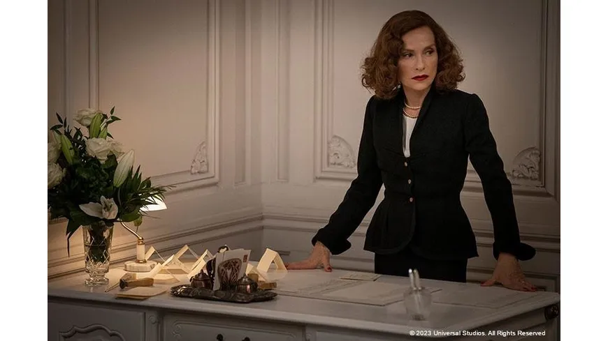 Mrs. Harris und ein Kleid von Dior