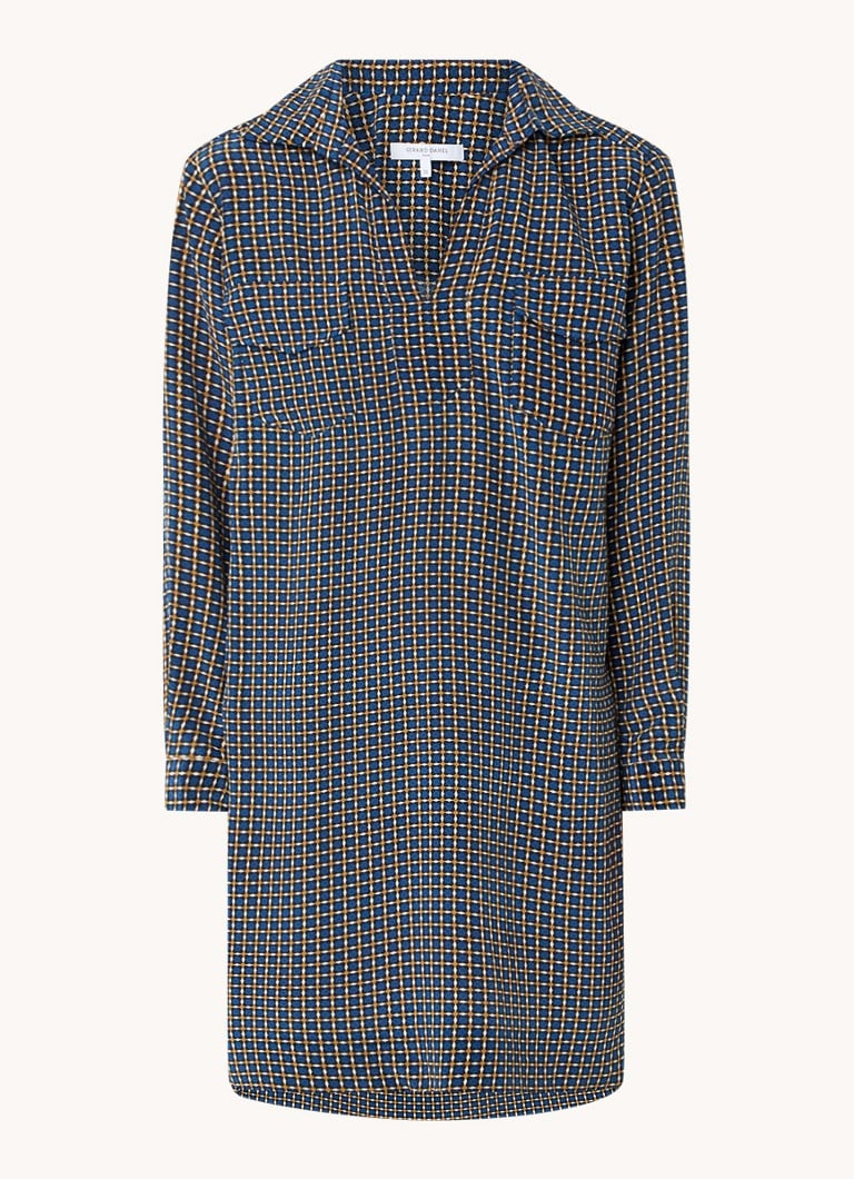 Tunică scurtă de mătase cu buzunare la piept, creată de Gerard Darel Saphia.