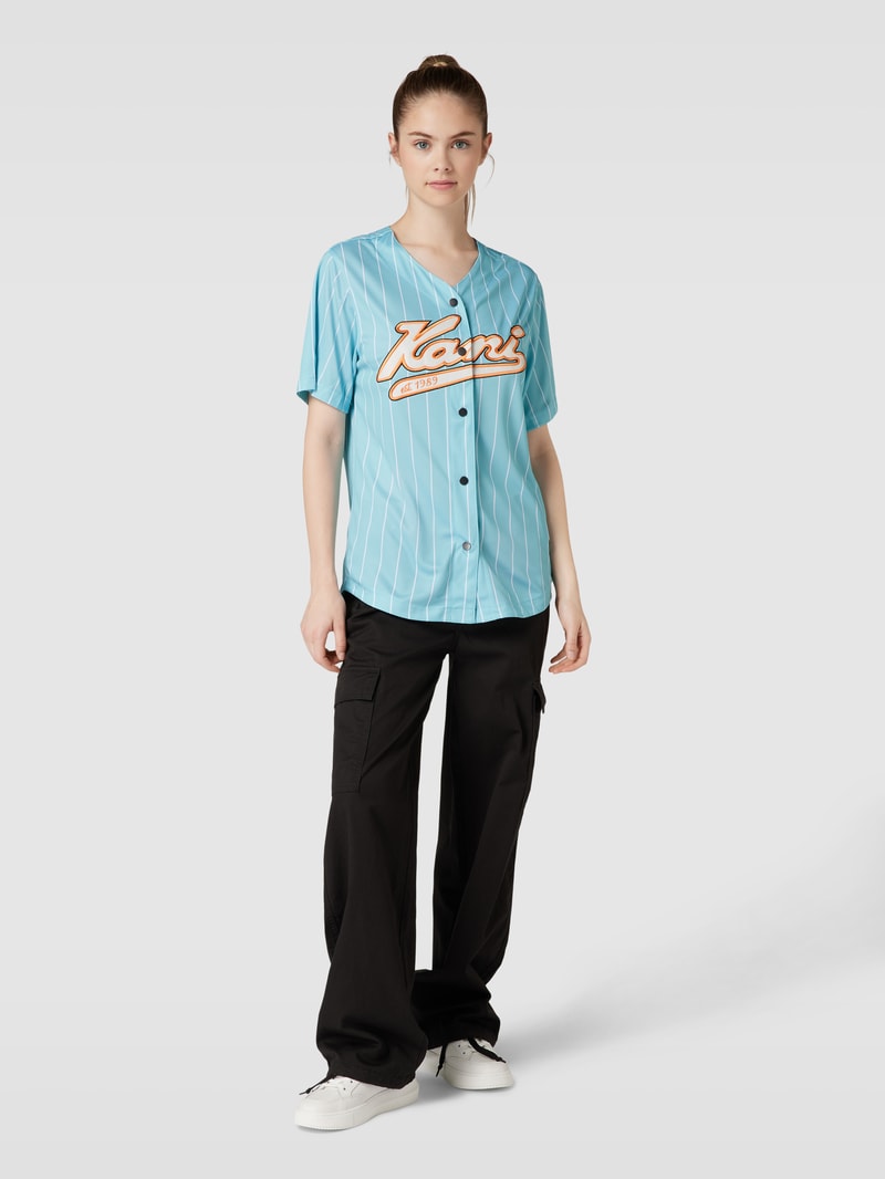 T-Shirt mit Streifenmuster in ozean blau